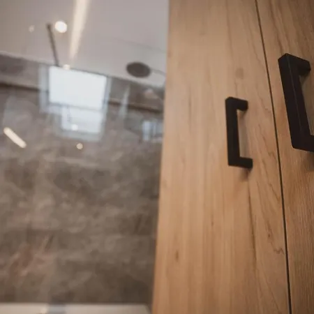 Vakantiehuis De Balloo, Met Sauna En Jacuzzi