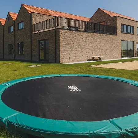 Vakantiehuis De Balloo, Met Sauna En Jacuzzi Zuienkerke