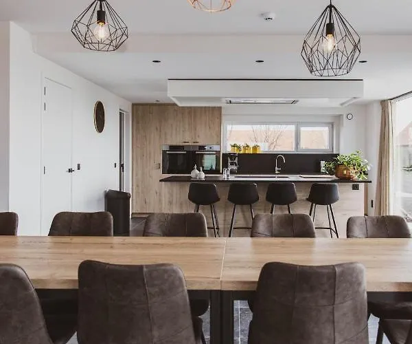 Dom wakacyjny De Balloo, Met Sauna En Jacuzzi Zuienkerke