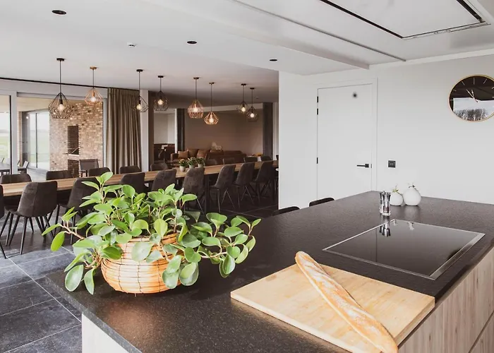 De Balloo, Met Sauna En Jacuzzi Dom wakacyjny