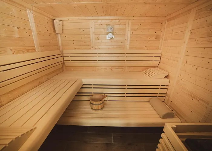 De Balloo, Met Sauna En Jacuzzi